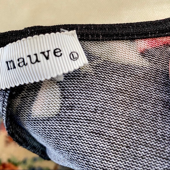 Floral Print Knit Mid Length Tunic Style Cardigan - Picture 3 of 3